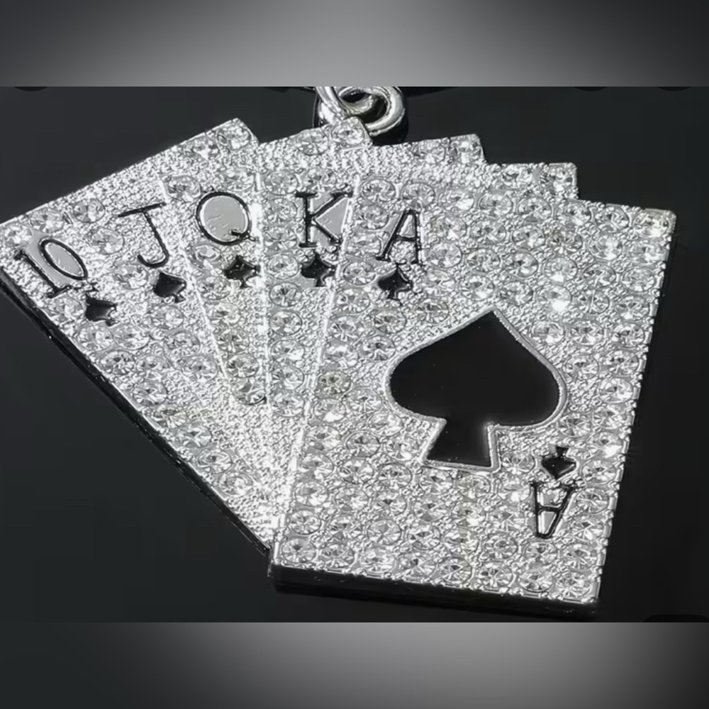 Silver Playing Card Keychain - Picture 4 of 4